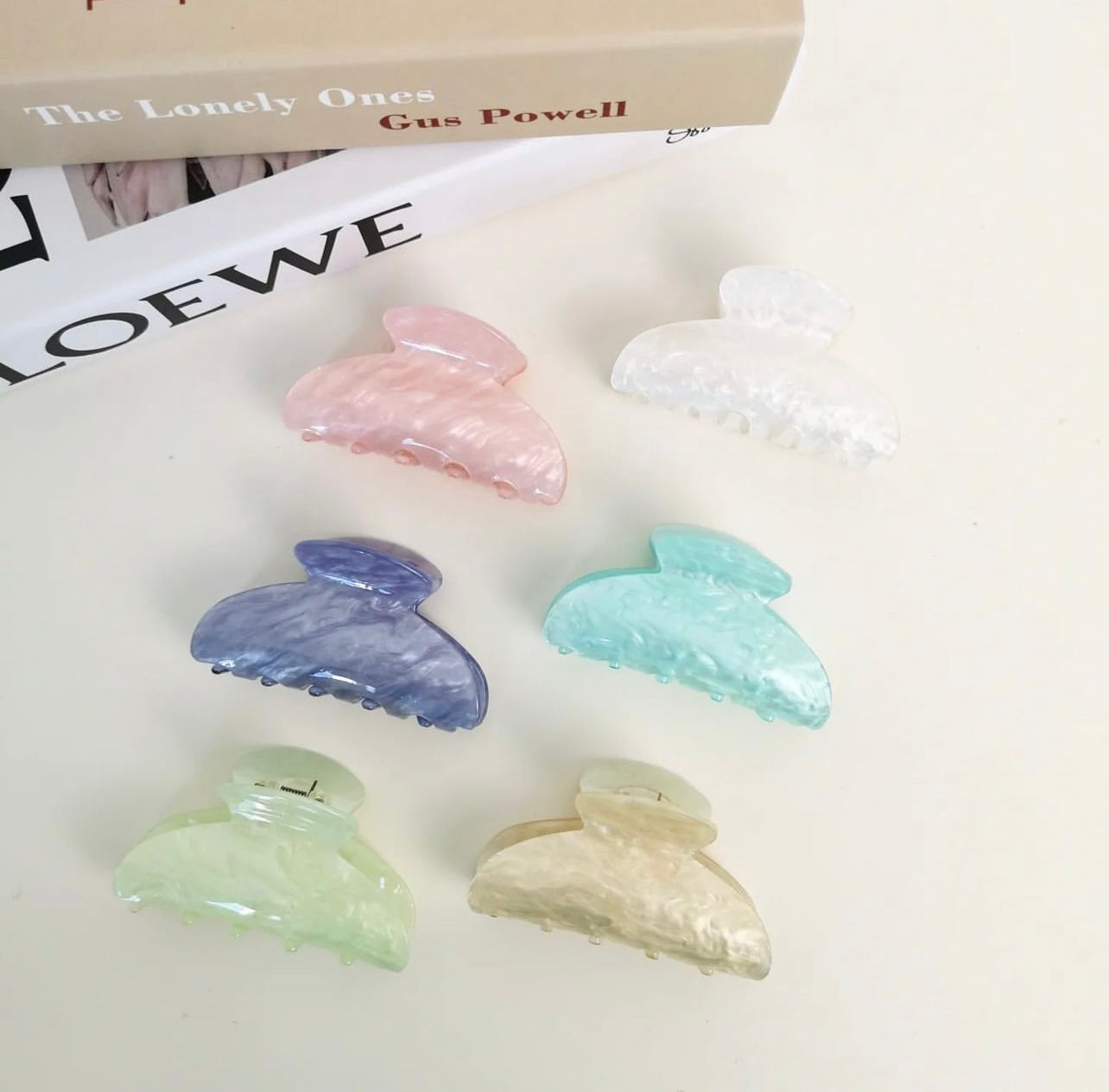 fairy hair claw clip color by sserafim