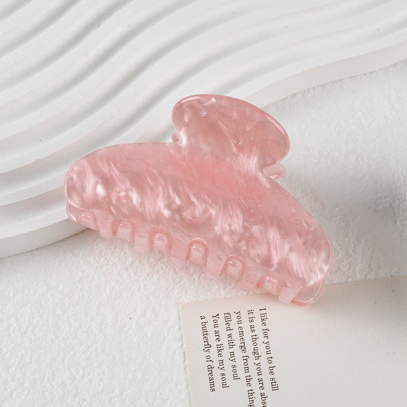 fairy hair claw clip pink color by sserafim