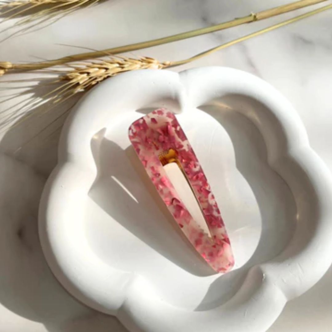 Romance Barrette